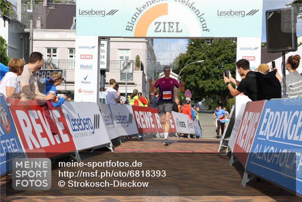 25.08.2024 - 20. Blankeneser Heldenlauf Strokosch-Dieckow http://msf.ph/oto/6818393 25.08.2024 09:43:19 Ziel 113, 170, 272 meine-sportfotos.de