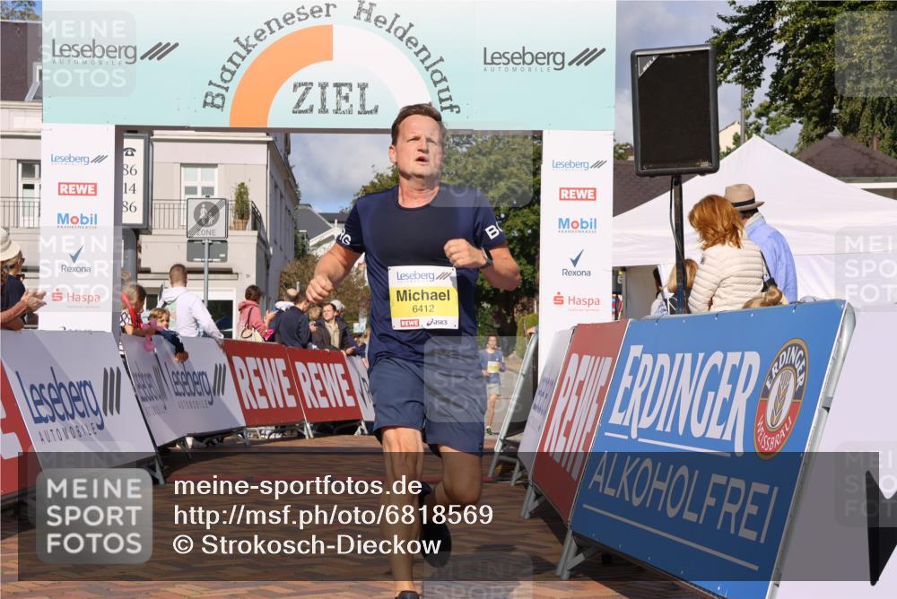 25.08.2024 - 20. Blankeneser Heldenlauf Strokosch-Dieckow http://msf.ph/oto/6818569 25.08.2024 10:18:56 Ziel 6185, 6412 meine-sportfotos.de