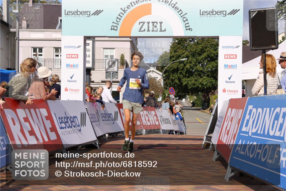 25.08.2024 - 20. Blankeneser Heldenlauf Strokosch-Dieckow http://msf.ph/oto/6818592 25.08.2024 10:19:01 Ziel 6141, 6412 meine-sportfotos.de