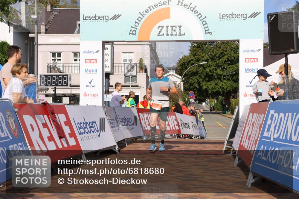 25.08.2024 - 20. Blankeneser Heldenlauf Strokosch-Dieckow http://msf.ph/oto/6818680 25.08.2024 09:44:31 Ziel 139 meine-sportfotos.de