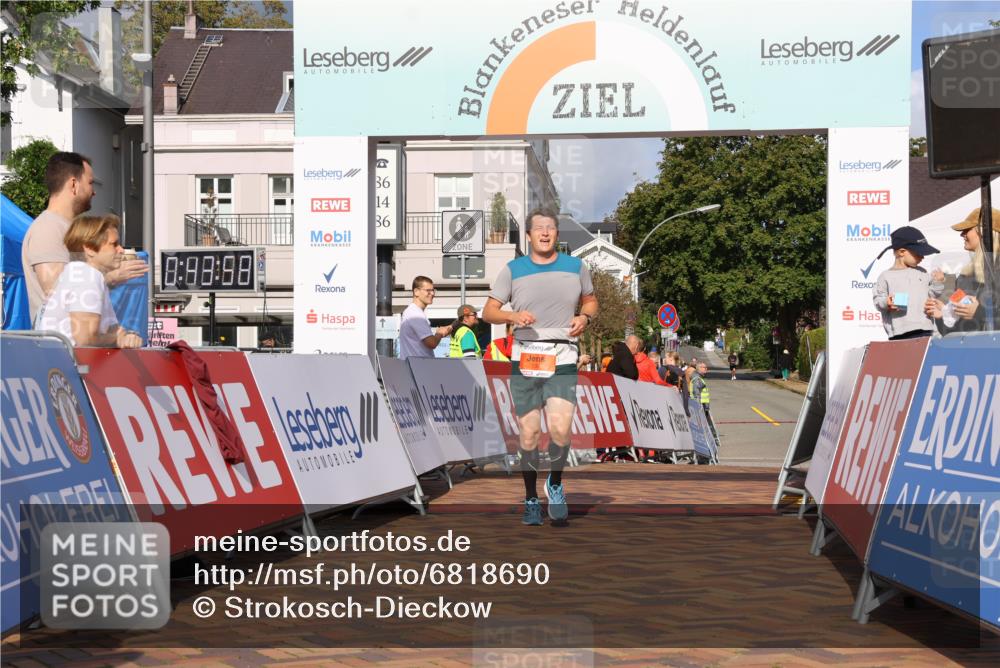 25.08.2024 - 20. Blankeneser Heldenlauf Strokosch-Dieckow http://msf.ph/oto/6818690 25.08.2024 09:44:31 Ziel 139 meine-sportfotos.de