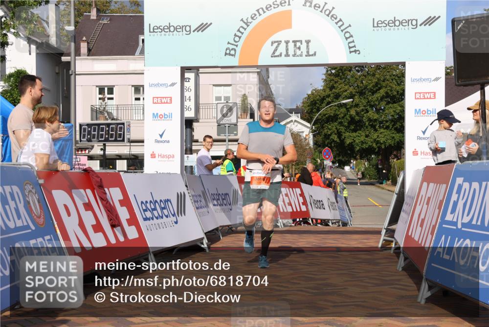 25.08.2024 - 20. Blankeneser Heldenlauf Strokosch-Dieckow http://msf.ph/oto/6818704 25.08.2024 09:44:32 Ziel 139 meine-sportfotos.de