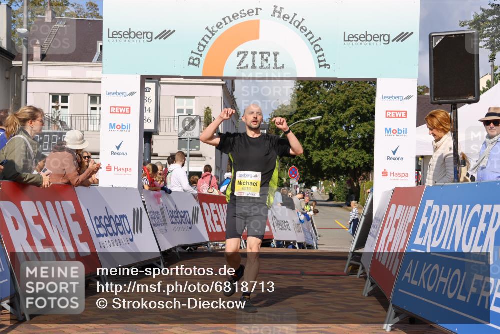 25.08.2024 - 20. Blankeneser Heldenlauf Strokosch-Dieckow http://msf.ph/oto/6818713 25.08.2024 10:19:11 Ziel 6216 meine-sportfotos.de
