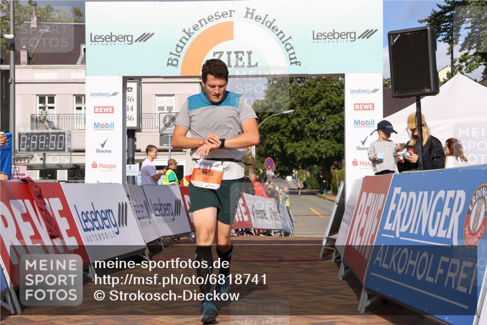 25.08.2024 - 20. Blankeneser Heldenlauf Strokosch-Dieckow http://msf.ph/oto/6818741 25.08.2024 09:44:33 Ziel 139 meine-sportfotos.de