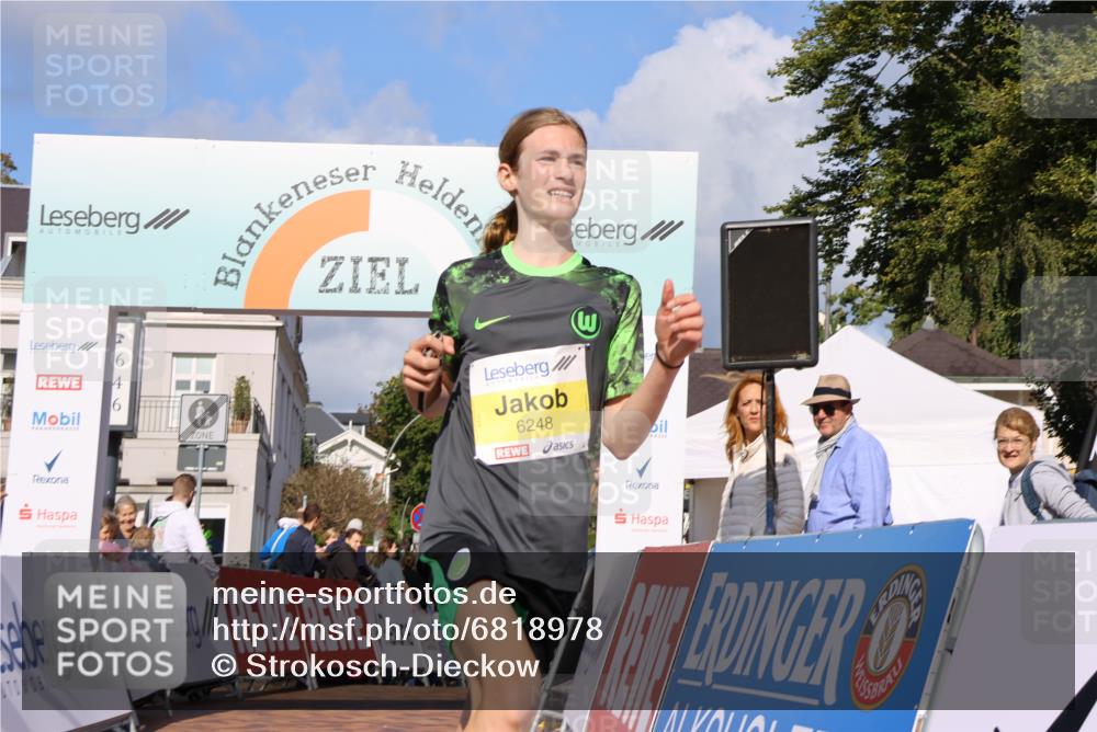 25.08.2024 - 20. Blankeneser Heldenlauf Strokosch-Dieckow http://msf.ph/oto/6818978 25.08.2024 10:20:01 Ziel 6248 meine-sportfotos.de