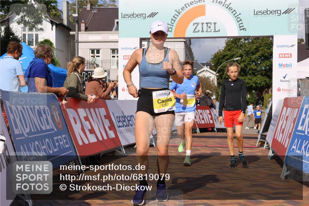 25.08.2024 - 20. Blankeneser Heldenlauf Strokosch-Dieckow http://msf.ph/oto/6819079 25.08.2024 10:20:40 Ziel 6148, 6207, 6293, 6513 meine-sportfotos.de