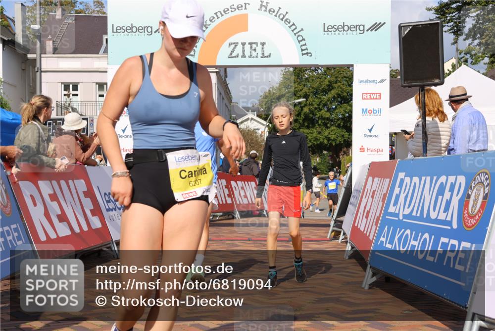25.08.2024 - 20. Blankeneser Heldenlauf Strokosch-Dieckow http://msf.ph/oto/6819094 25.08.2024 10:20:41 Ziel 6148, 6173, 6207, 6293, 6513 meine-sportfotos.de