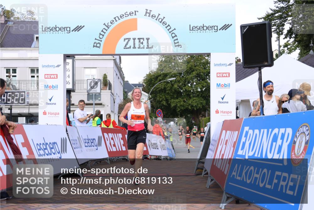 25.08.2024 - 20. Blankeneser Heldenlauf Strokosch-Dieckow http://msf.ph/oto/6819133 25.08.2024 09:45:56 Ziel 101, 171, 243, 266, 271, 273 meine-sportfotos.de