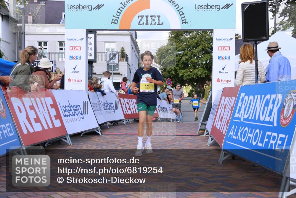 25.08.2024 - 20. Blankeneser Heldenlauf Strokosch-Dieckow http://msf.ph/oto/6819254 25.08.2024 10:21:03 Ziel 6348, 6359, 6462, 6520 meine-sportfotos.de