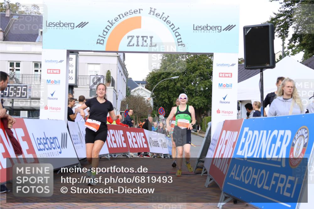 25.08.2024 - 20. Blankeneser Heldenlauf Strokosch-Dieckow http://msf.ph/oto/6819493 25.08.2024 09:46:08 Ziel 164, 188, 207, 249, 282 meine-sportfotos.de