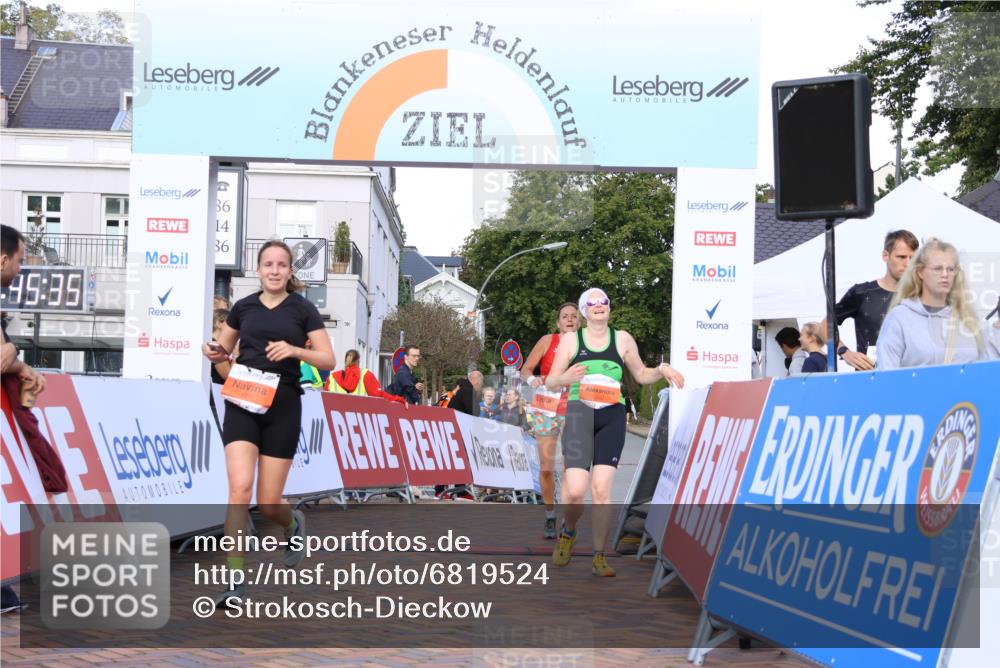 25.08.2024 - 20. Blankeneser Heldenlauf Strokosch-Dieckow http://msf.ph/oto/6819524 25.08.2024 09:46:09 Ziel 164, 188, 207, 249, 282 meine-sportfotos.de