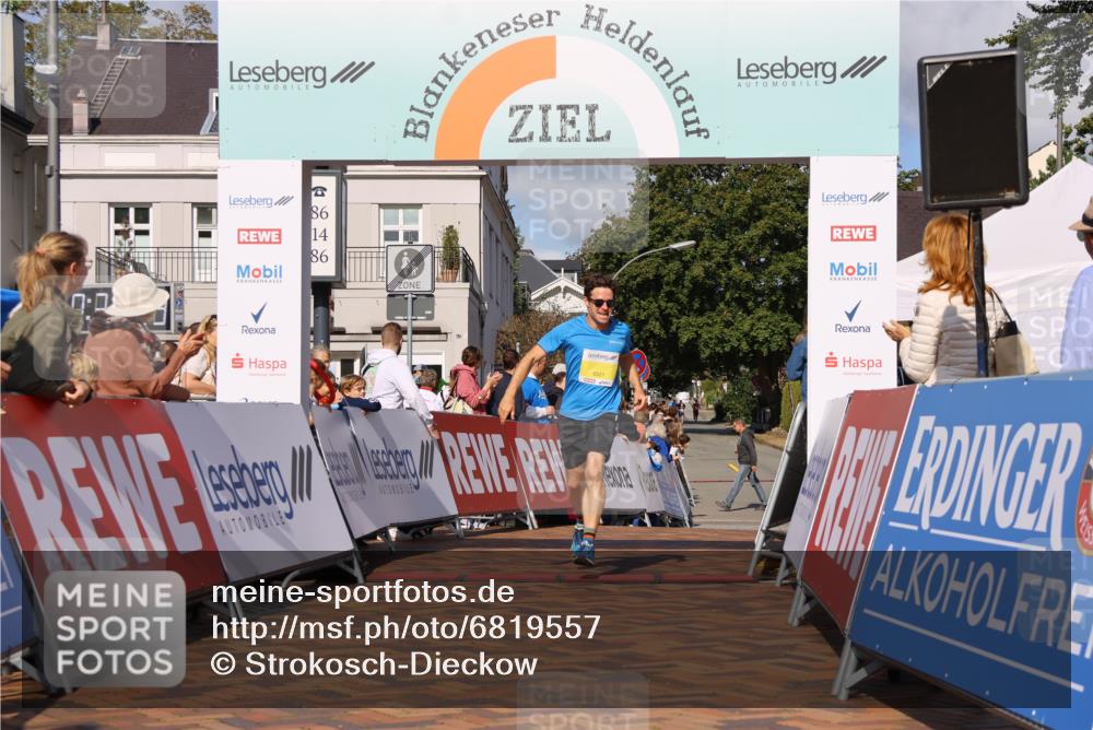 25.08.2024 - 20. Blankeneser Heldenlauf Strokosch-Dieckow http://msf.ph/oto/6819557 25.08.2024 10:21:27 Ziel 6521 meine-sportfotos.de