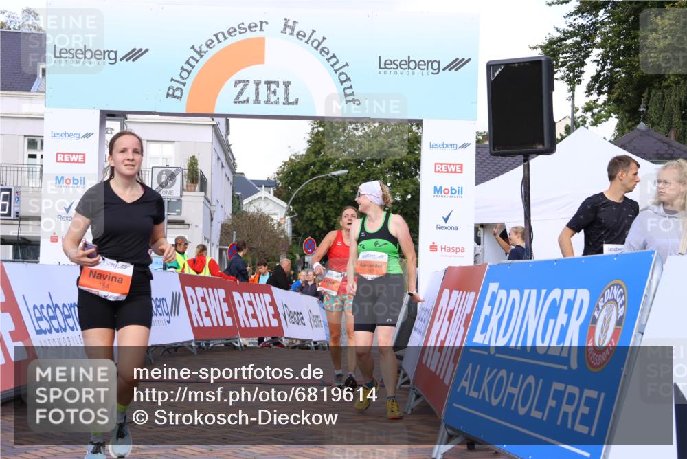 25.08.2024 - 20. Blankeneser Heldenlauf Strokosch-Dieckow http://msf.ph/oto/6819614 25.08.2024 09:46:10 Ziel 164, 188, 207, 249, 282 meine-sportfotos.de