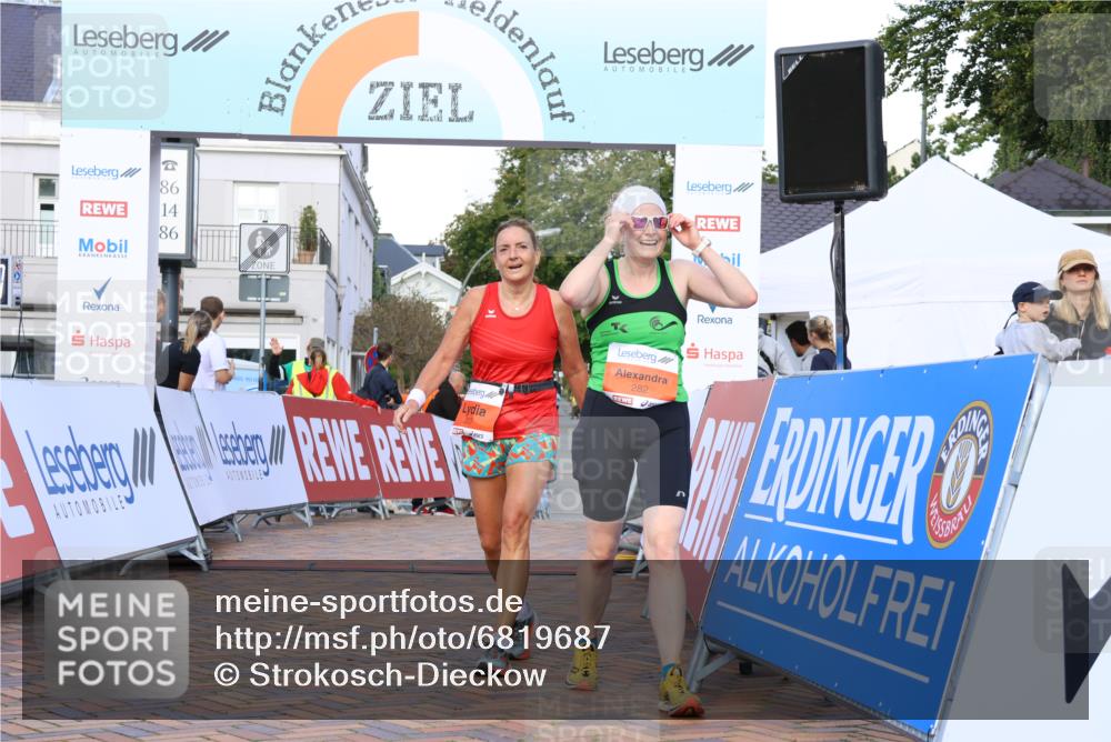 25.08.2024 - 20. Blankeneser Heldenlauf Strokosch-Dieckow http://msf.ph/oto/6819687 25.08.2024 09:46:13 Ziel 164, 207, 282 meine-sportfotos.de