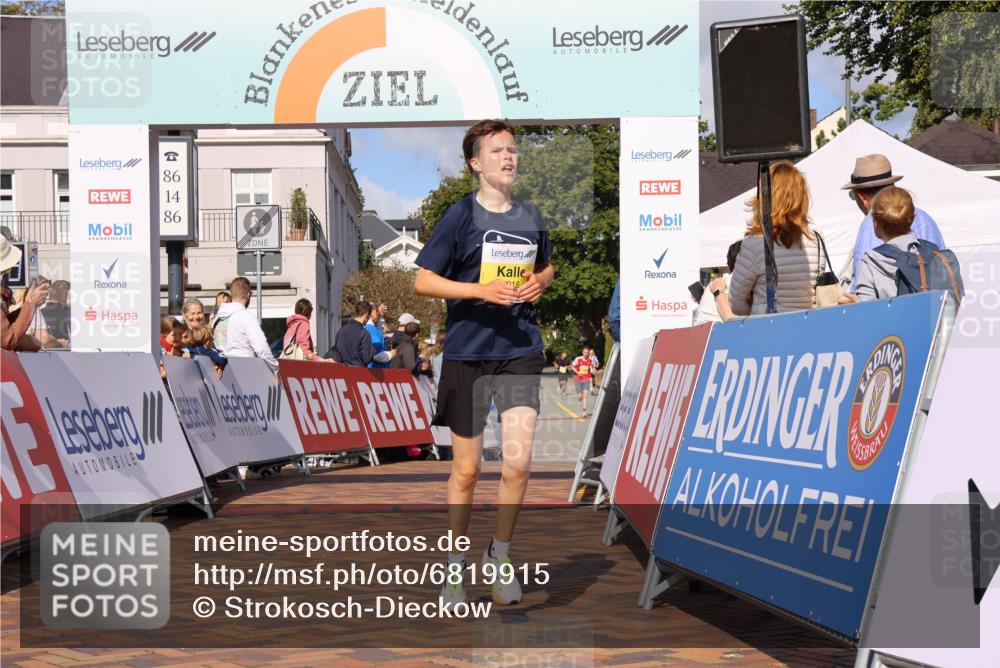 25.08.2024 - 20. Blankeneser Heldenlauf Strokosch-Dieckow http://msf.ph/oto/6819915 25.08.2024 10:21:51 Ziel 6018 meine-sportfotos.de