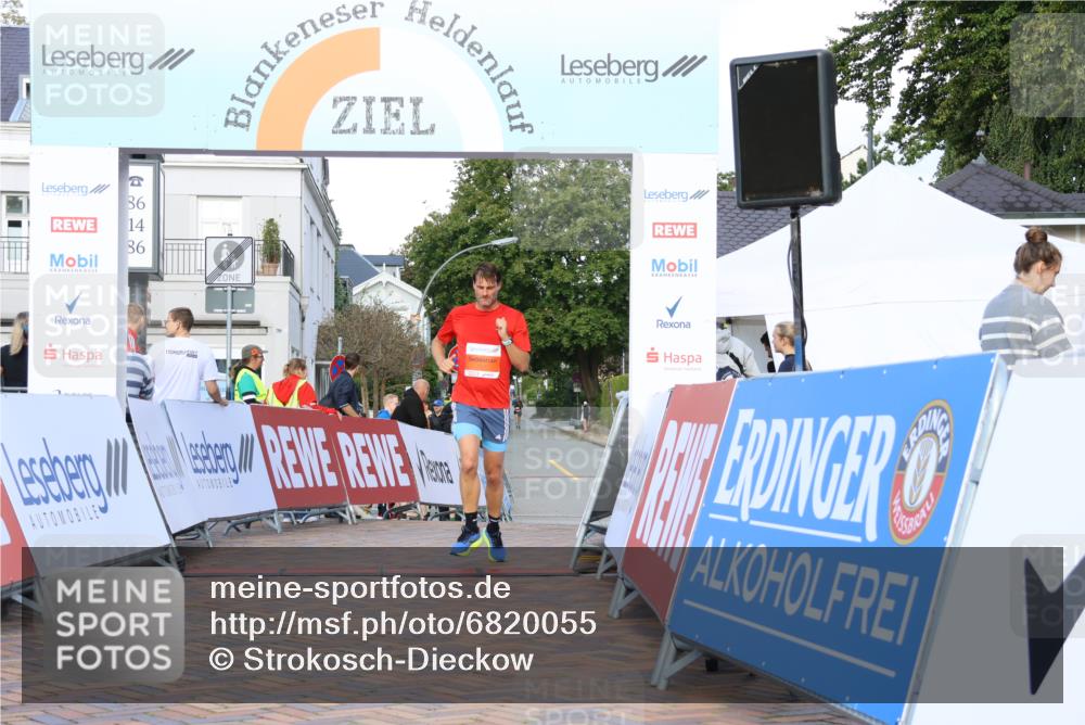 25.08.2024 - 20. Blankeneser Heldenlauf Strokosch-Dieckow http://msf.ph/oto/6820055 25.08.2024 09:46:51 Ziel 157 meine-sportfotos.de