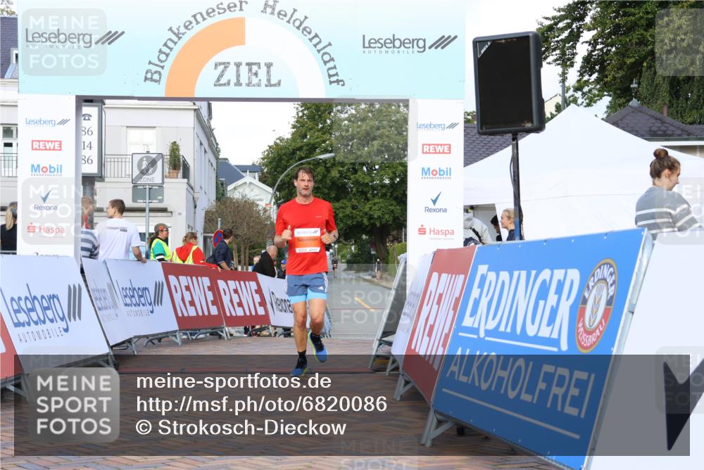 25.08.2024 - 20. Blankeneser Heldenlauf Strokosch-Dieckow http://msf.ph/oto/6820086 25.08.2024 09:46:51 Ziel 157 meine-sportfotos.de