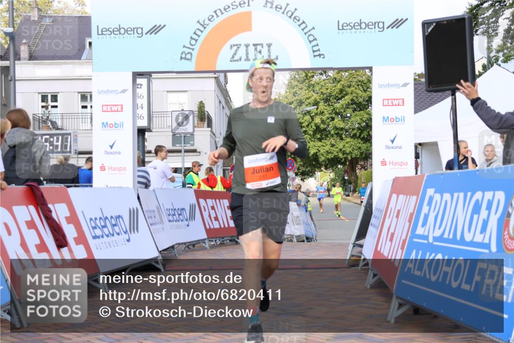 25.08.2024 - 20. Blankeneser Heldenlauf Strokosch-Dieckow http://msf.ph/oto/6820411 25.08.2024 09:47:14 Ziel 251 meine-sportfotos.de