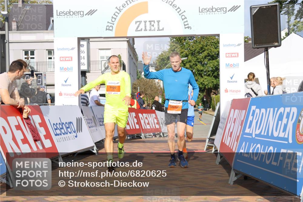 25.08.2024 - 20. Blankeneser Heldenlauf Strokosch-Dieckow http://msf.ph/oto/6820625 25.08.2024 09:47:26 Ziel 179, 239, 240 meine-sportfotos.de
