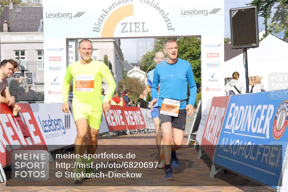 25.08.2024 - 20. Blankeneser Heldenlauf Strokosch-Dieckow http://msf.ph/oto/6820697 25.08.2024 09:47:27 Ziel 179, 239, 240 meine-sportfotos.de
