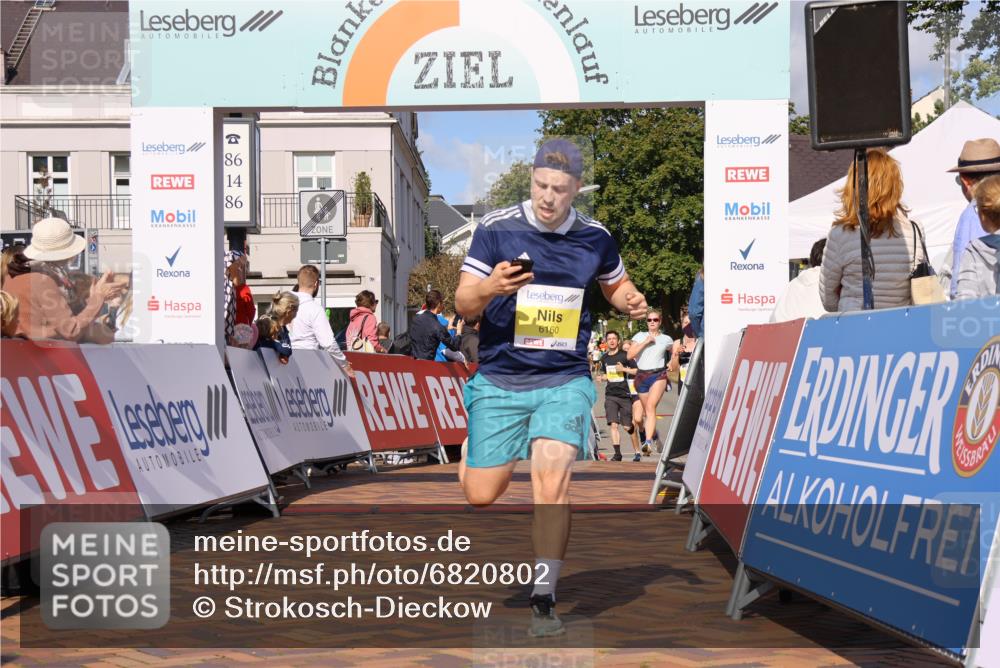25.08.2024 - 20. Blankeneser Heldenlauf Strokosch-Dieckow http://msf.ph/oto/6820802 25.08.2024 10:22:28 Ziel 6088, 6121, 6160, 6498, 6523 meine-sportfotos.de