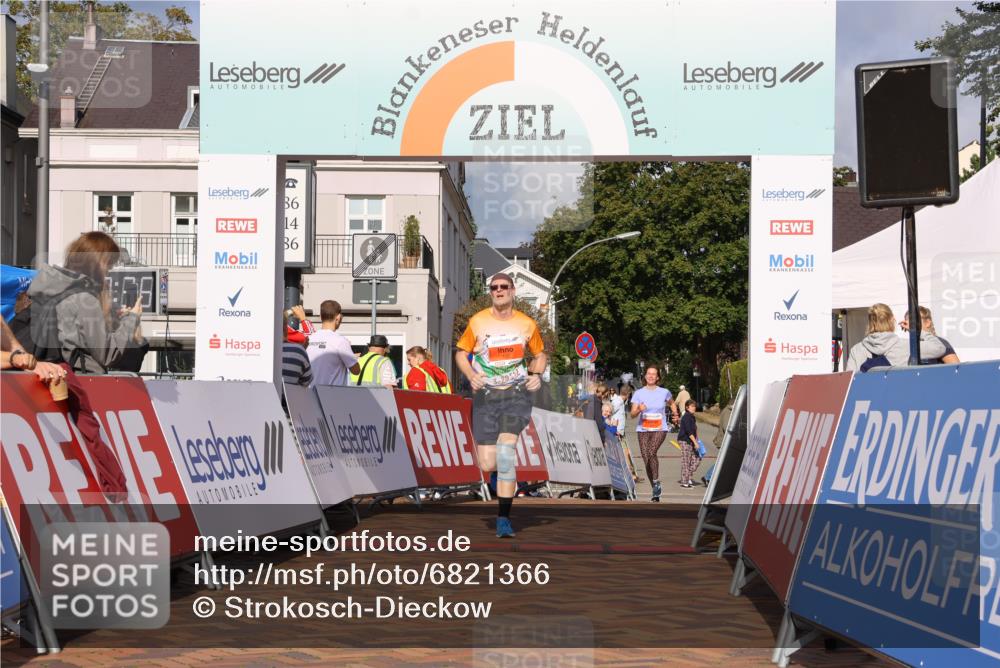 25.08.2024 - 20. Blankeneser Heldenlauf Strokosch-Dieckow http://msf.ph/oto/6821366 25.08.2024 09:48:09 Ziel 132, 199 meine-sportfotos.de