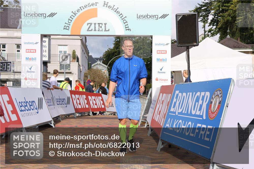25.08.2024 - 20. Blankeneser Heldenlauf Strokosch-Dieckow http://msf.ph/oto/6822013 25.08.2024 09:48:46 Ziel 176, 268 meine-sportfotos.de