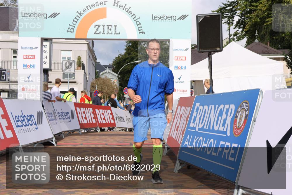 25.08.2024 - 20. Blankeneser Heldenlauf Strokosch-Dieckow http://msf.ph/oto/6822029 25.08.2024 09:48:46 Ziel 176, 268 meine-sportfotos.de