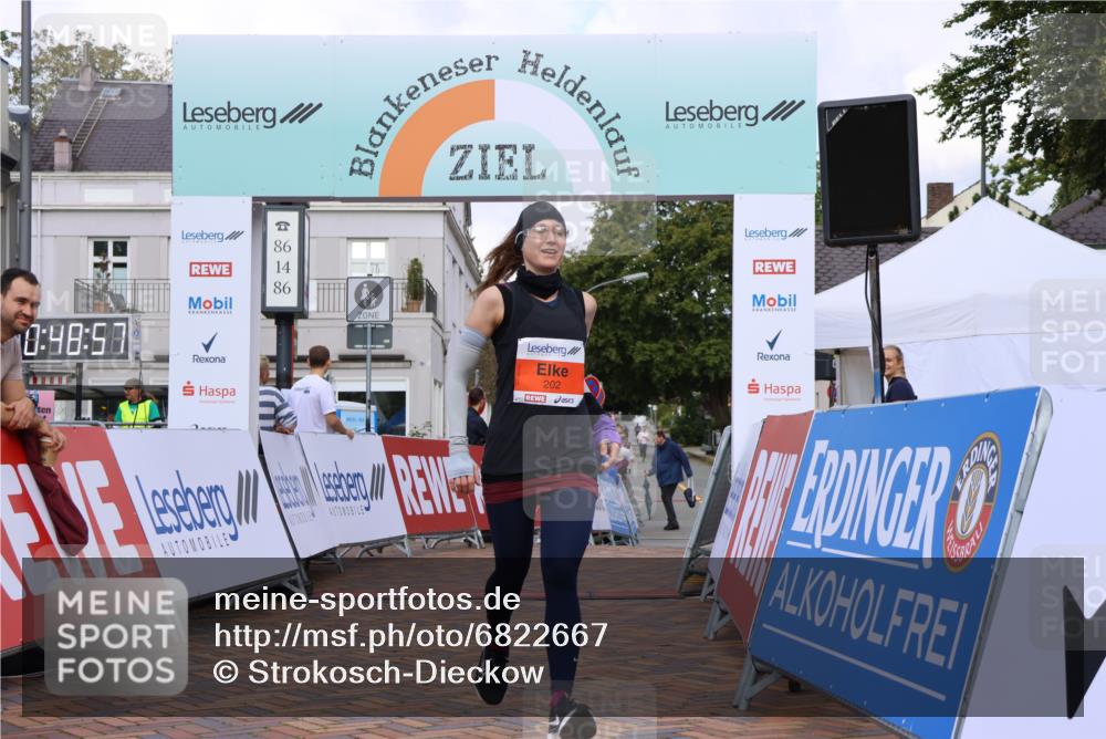 25.08.2024 - 20. Blankeneser Heldenlauf Strokosch-Dieckow http://msf.ph/oto/6822667 25.08.2024 09:49:31 Ziel 127, 202 meine-sportfotos.de