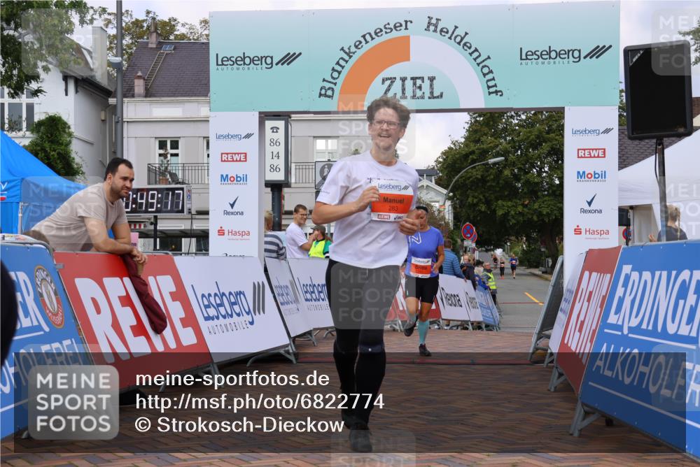 25.08.2024 - 20. Blankeneser Heldenlauf Strokosch-Dieckow http://msf.ph/oto/6822774 25.08.2024 09:49:50 Ziel 155, 283 meine-sportfotos.de