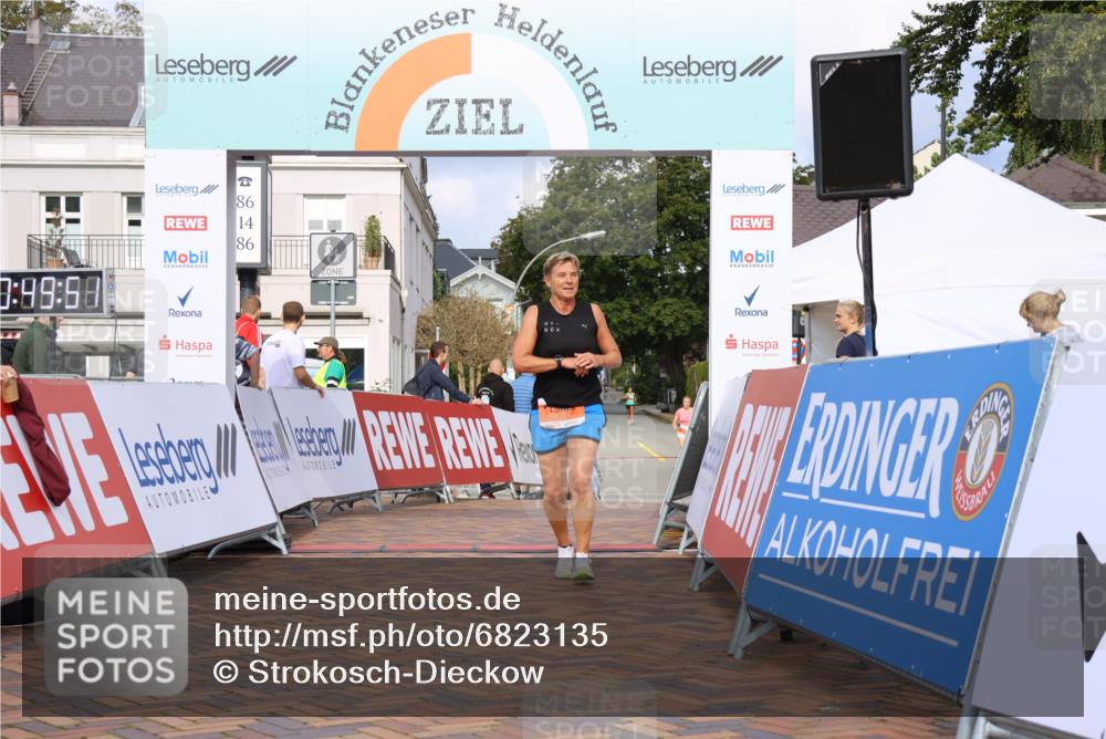 25.08.2024 - 20. Blankeneser Heldenlauf Strokosch-Dieckow http://msf.ph/oto/6823135 25.08.2024 09:50:24 Ziel 119 meine-sportfotos.de