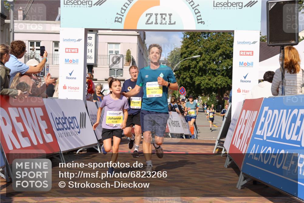 25.08.2024 - 20. Blankeneser Heldenlauf Strokosch-Dieckow http://msf.ph/oto/6823266 25.08.2024 10:23:10 Ziel 6037, 6232, 6236, 6237, 6415 meine-sportfotos.de