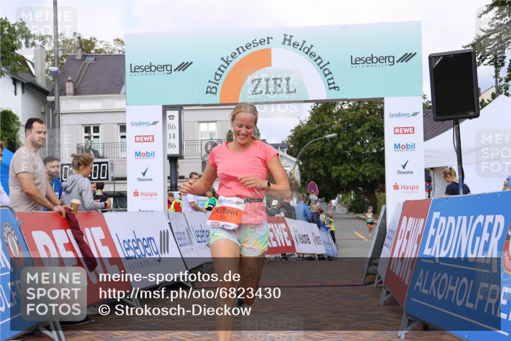 25.08.2024 - 20. Blankeneser Heldenlauf Strokosch-Dieckow http://msf.ph/oto/6823430 25.08.2024 09:50:33 Ziel 154 meine-sportfotos.de