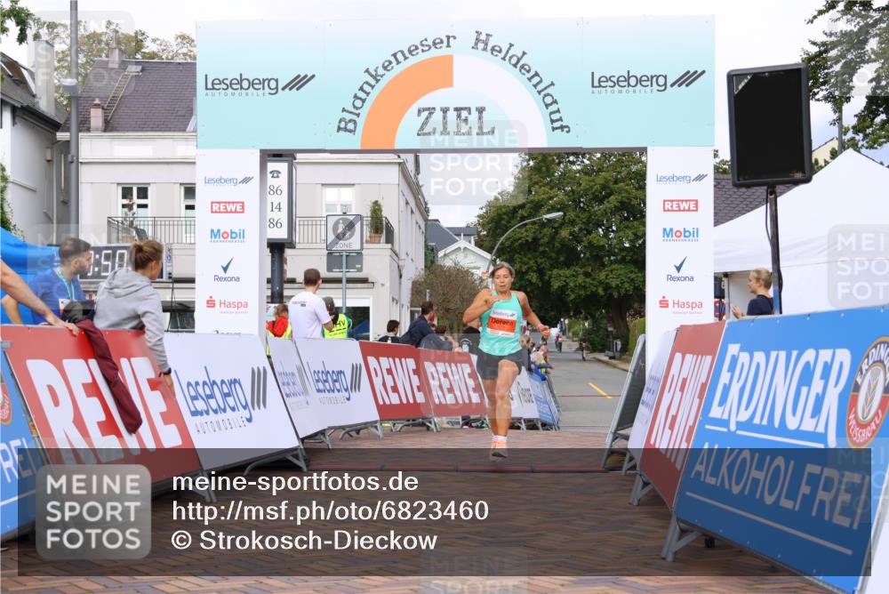 25.08.2024 - 20. Blankeneser Heldenlauf Strokosch-Dieckow http://msf.ph/oto/6823460 25.08.2024 09:50:44 Ziel 122 meine-sportfotos.de