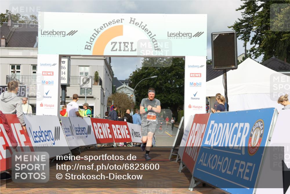 25.08.2024 - 20. Blankeneser Heldenlauf Strokosch-Dieckow http://msf.ph/oto/6823600 25.08.2024 09:51:09 Ziel 190 meine-sportfotos.de