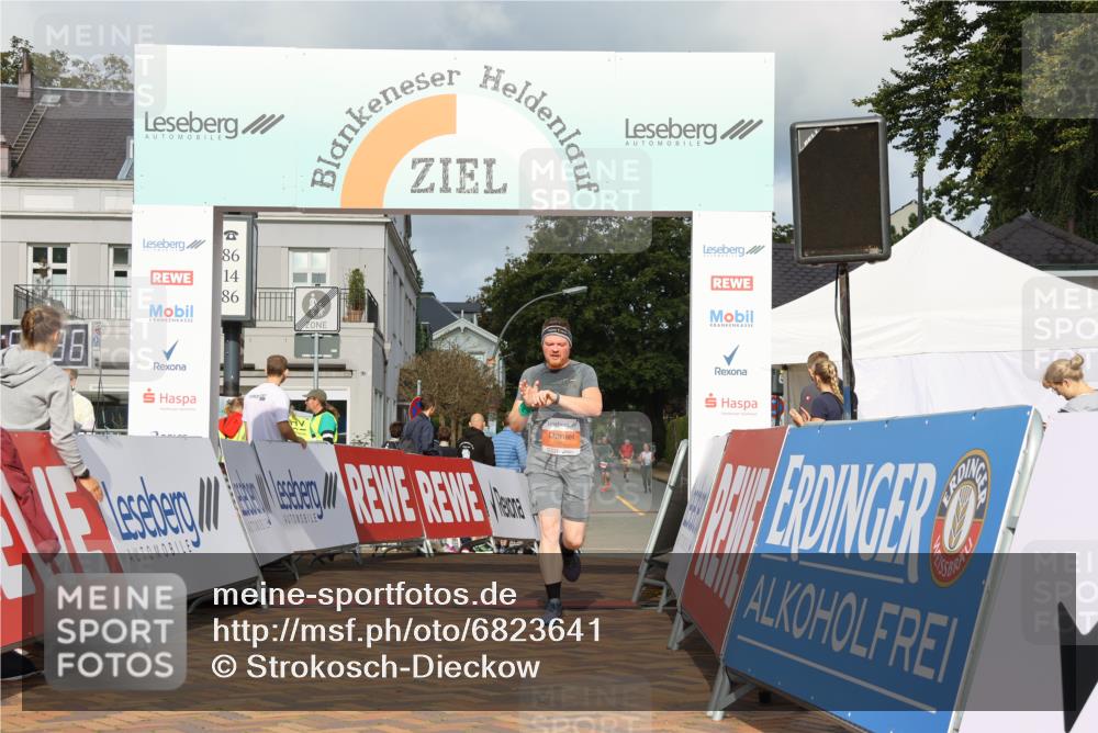 25.08.2024 - 20. Blankeneser Heldenlauf Strokosch-Dieckow http://msf.ph/oto/6823641 25.08.2024 09:51:09 Ziel 190 meine-sportfotos.de