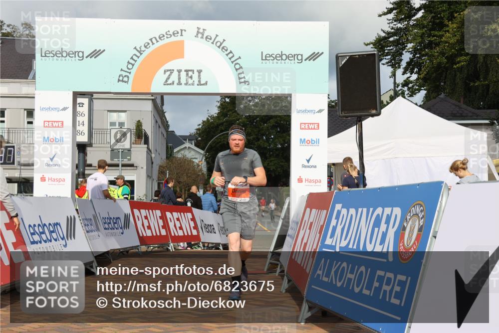 25.08.2024 - 20. Blankeneser Heldenlauf Strokosch-Dieckow http://msf.ph/oto/6823675 25.08.2024 09:51:10 Ziel 190 meine-sportfotos.de
