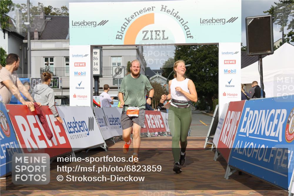 25.08.2024 - 20. Blankeneser Heldenlauf Strokosch-Dieckow http://msf.ph/oto/6823859 25.08.2024 09:51:24 Ziel 114, 123 meine-sportfotos.de