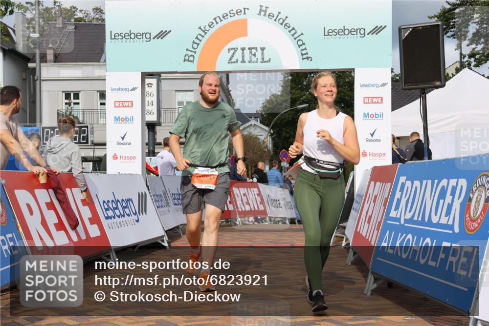 25.08.2024 - 20. Blankeneser Heldenlauf Strokosch-Dieckow http://msf.ph/oto/6823921 25.08.2024 09:51:25 Ziel 114, 123 meine-sportfotos.de