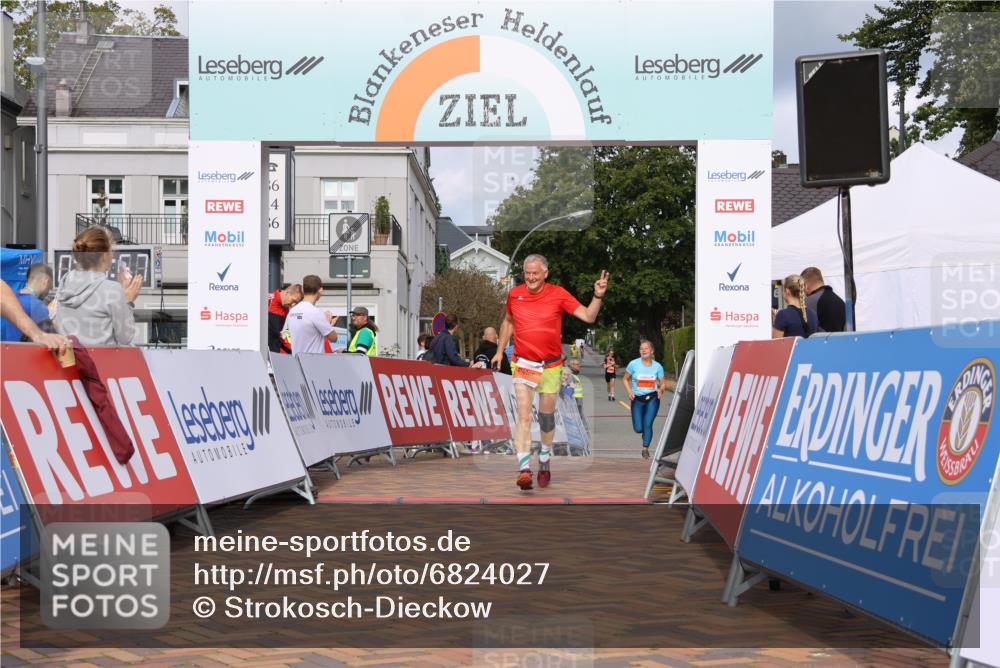 25.08.2024 - 20. Blankeneser Heldenlauf Strokosch-Dieckow http://msf.ph/oto/6824027 25.08.2024 09:51:30 Ziel 102, 114, 123, 241 meine-sportfotos.de