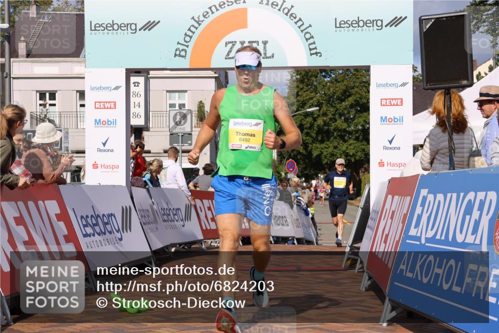 25.08.2024 - 20. Blankeneser Heldenlauf Strokosch-Dieckow http://msf.ph/oto/6824203 25.08.2024 10:23:37 Ziel 6492, 6530 meine-sportfotos.de