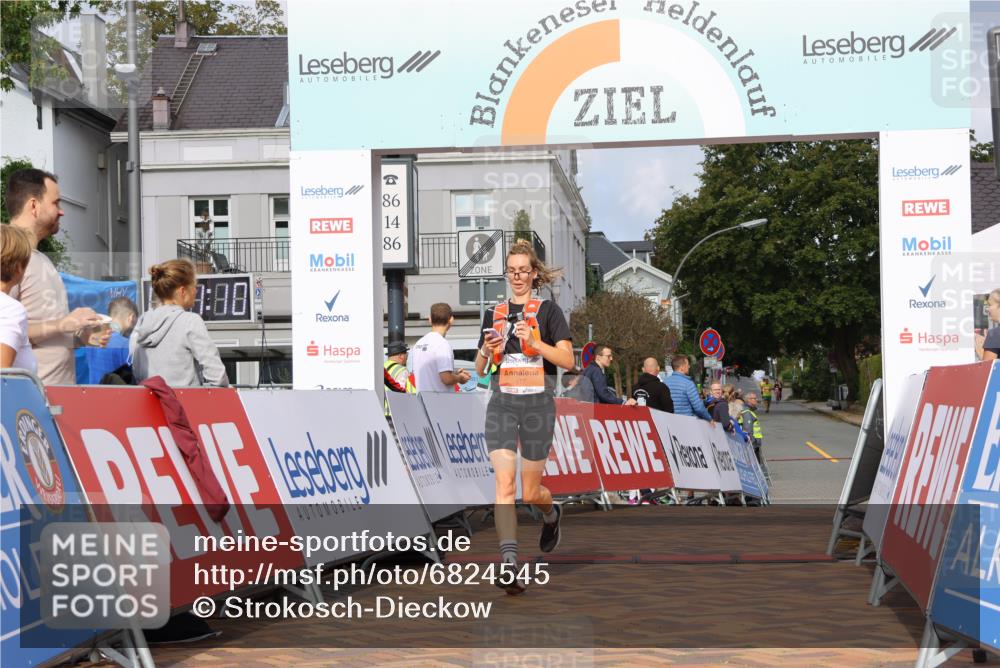 25.08.2024 - 20. Blankeneser Heldenlauf Strokosch-Dieckow http://msf.ph/oto/6824545 25.08.2024 09:51:43 Ziel 177 meine-sportfotos.de