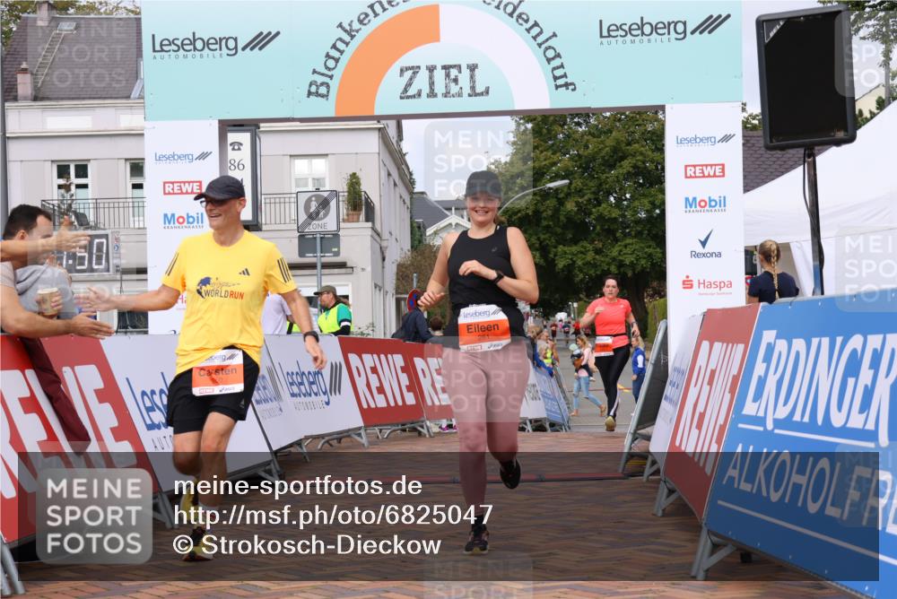 25.08.2024 - 20. Blankeneser Heldenlauf Strokosch-Dieckow http://msf.ph/oto/6825047 25.08.2024 09:52:23 Ziel 203, 260, 261 meine-sportfotos.de