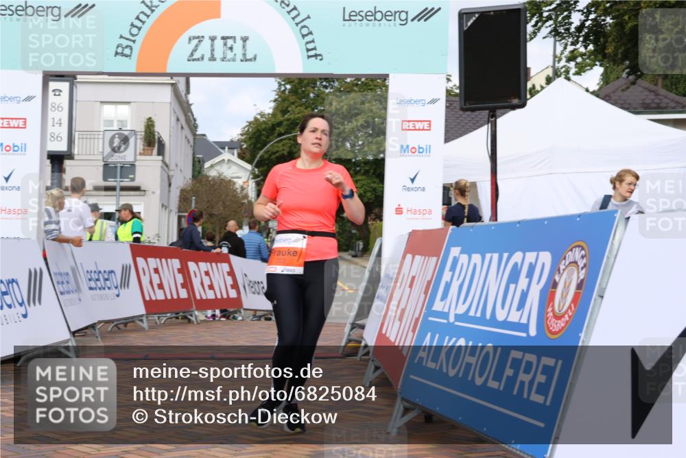 25.08.2024 - 20. Blankeneser Heldenlauf Strokosch-Dieckow http://msf.ph/oto/6825084 25.08.2024 09:52:26 Ziel 203, 260, 261 meine-sportfotos.de