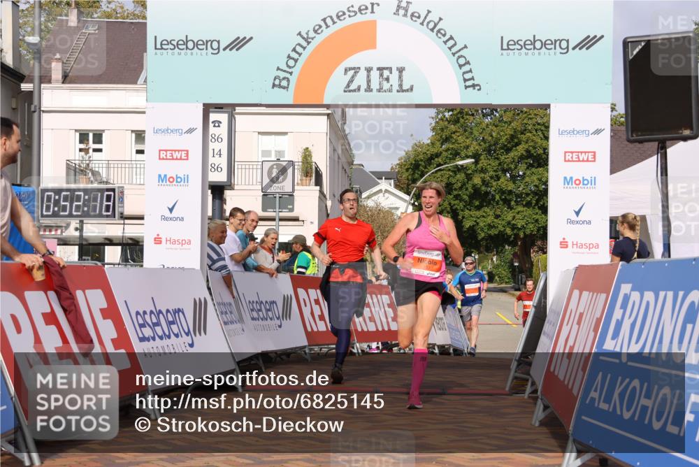 25.08.2024 - 20. Blankeneser Heldenlauf Strokosch-Dieckow http://msf.ph/oto/6825145 25.08.2024 09:52:52 Ziel 183, 263, 267 meine-sportfotos.de