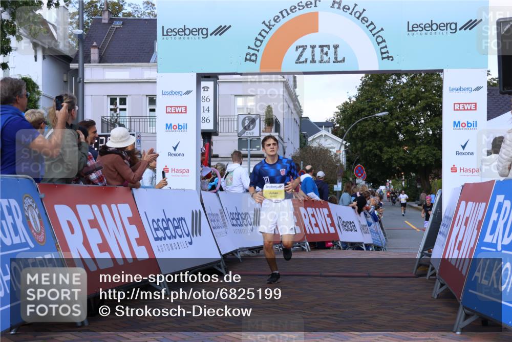 25.08.2024 - 20. Blankeneser Heldenlauf Strokosch-Dieckow http://msf.ph/oto/6825199 25.08.2024 10:24:21 Ziel 6460 meine-sportfotos.de