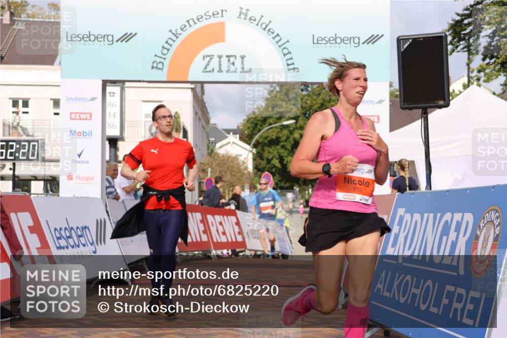 25.08.2024 - 20. Blankeneser Heldenlauf Strokosch-Dieckow http://msf.ph/oto/6825220 25.08.2024 09:52:53 Ziel 183, 248, 263, 267 meine-sportfotos.de