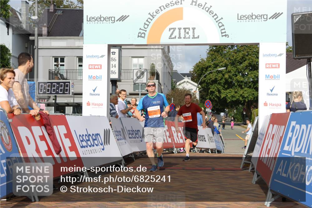 25.08.2024 - 20. Blankeneser Heldenlauf Strokosch-Dieckow http://msf.ph/oto/6825241 25.08.2024 09:52:56 Ziel 183, 248, 263, 267 meine-sportfotos.de