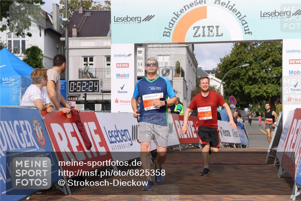 25.08.2024 - 20. Blankeneser Heldenlauf Strokosch-Dieckow http://msf.ph/oto/6825358 25.08.2024 09:52:58 Ziel 183, 224, 248, 263, 267 meine-sportfotos.de