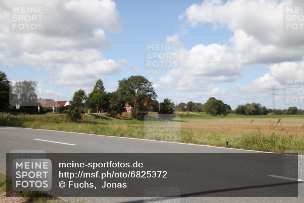25.08.2024 - Elbe Triathlon Hamburg Fuchs,  Jonas http://msf.ph/oto/6825372 25.08.2024 11:54:08 Radfahren  meine-sportfotos.de